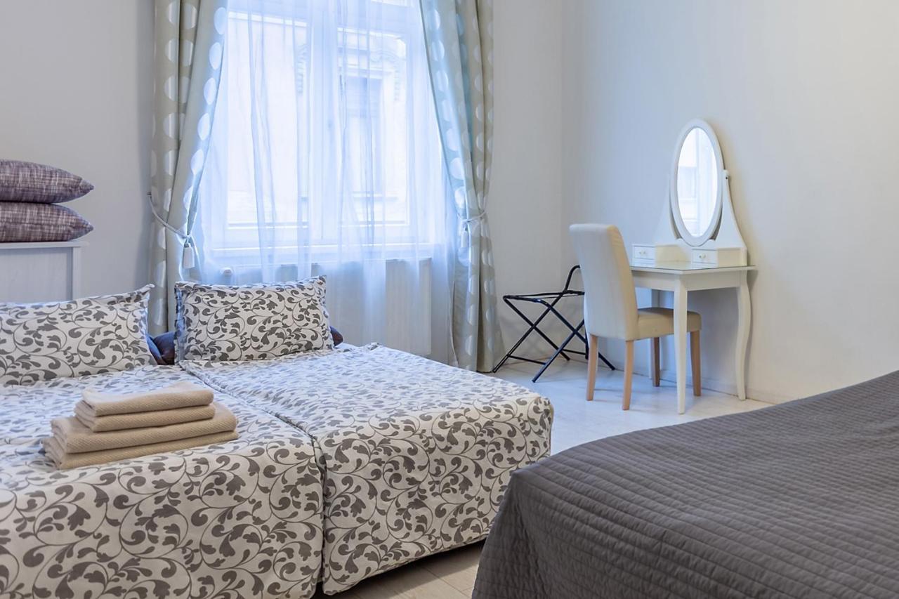 Goldcentral Apartment Grand Boulevard Budapest Extérieur photo